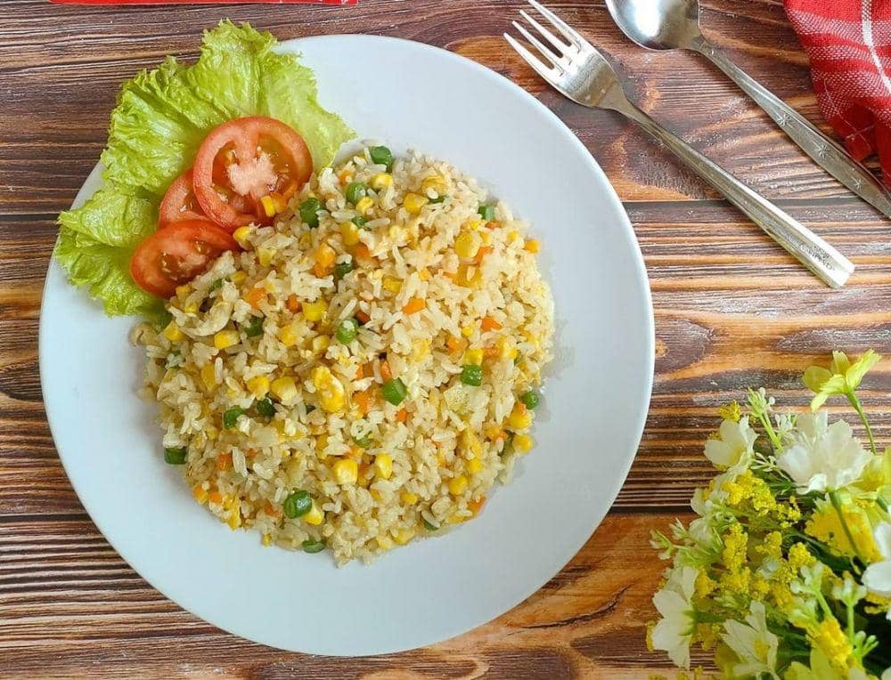 Nasi Goreng Bardisun: Rasa yang Menggigit Jiwa di Jantung Cilacap